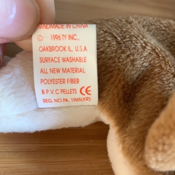 TY Beanie Babies Bernie The St. Bernard 1996 Cream Tan Black With Original Tag - Picture 10 of 10